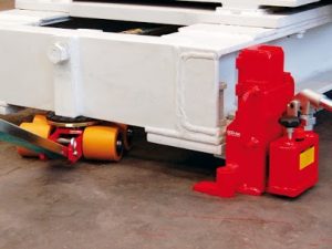 Innerbetrieblicher Maschinentransport leicht gemacht